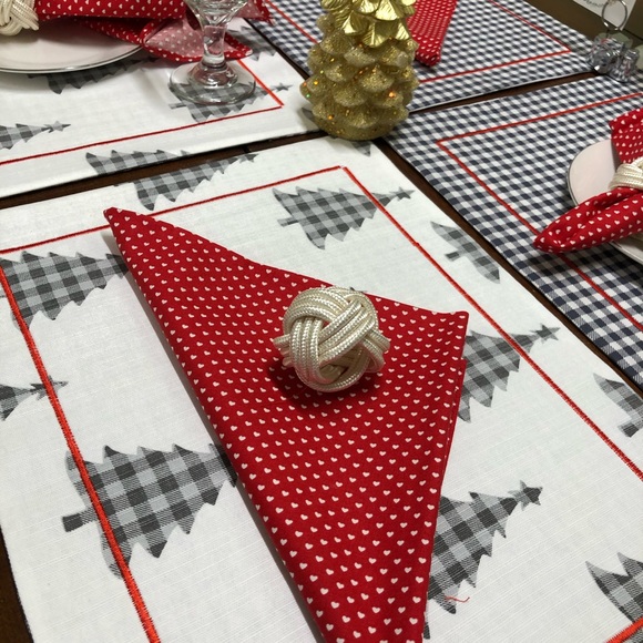 PLACEMATS - Picture 7 of 15